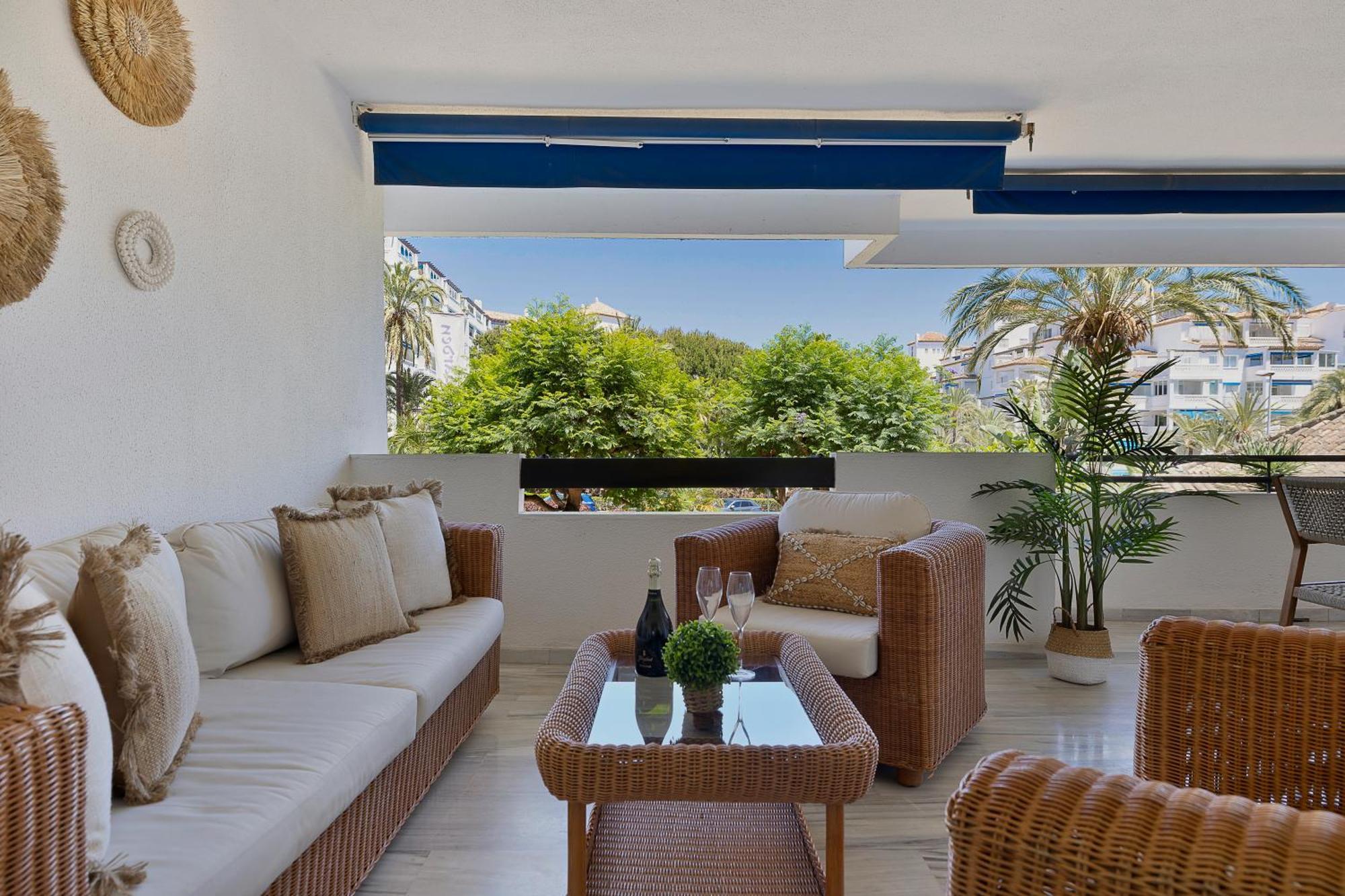 2 Bedroom Apartment in Medina Garden - Puerto Banús Marbella Exterior foto